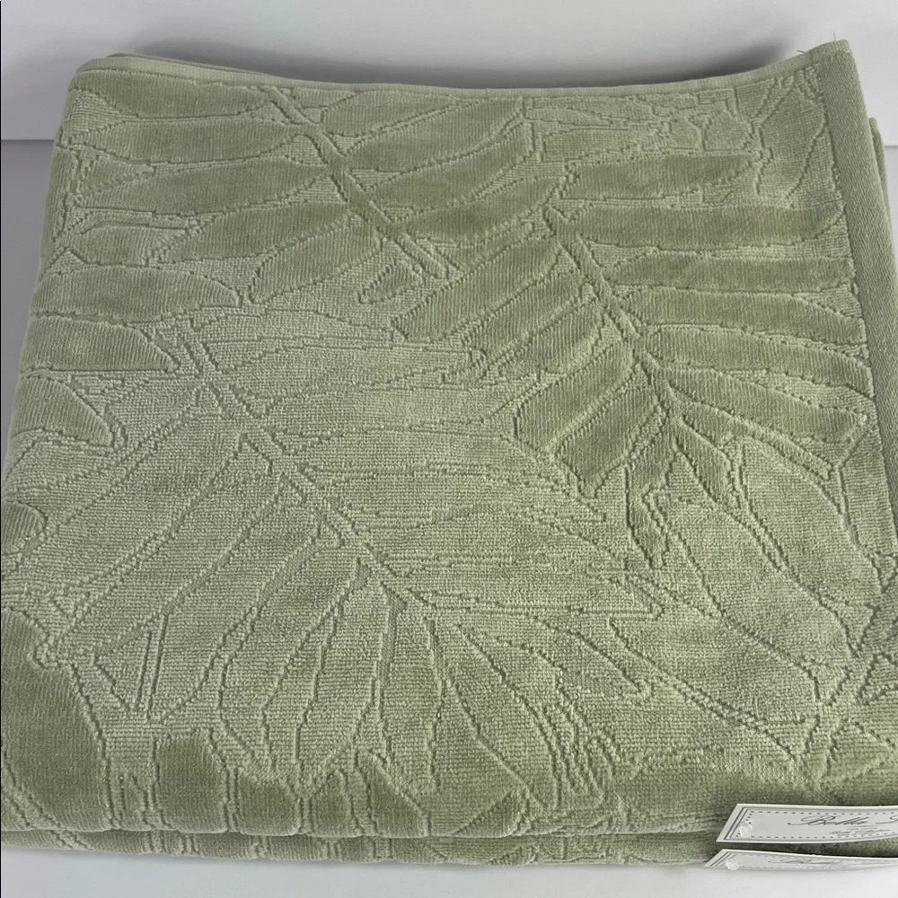 Bella Lux Fine Linen Bath Towels Light Green Leaf Pattern Luxury Cotton 2Pc NEW